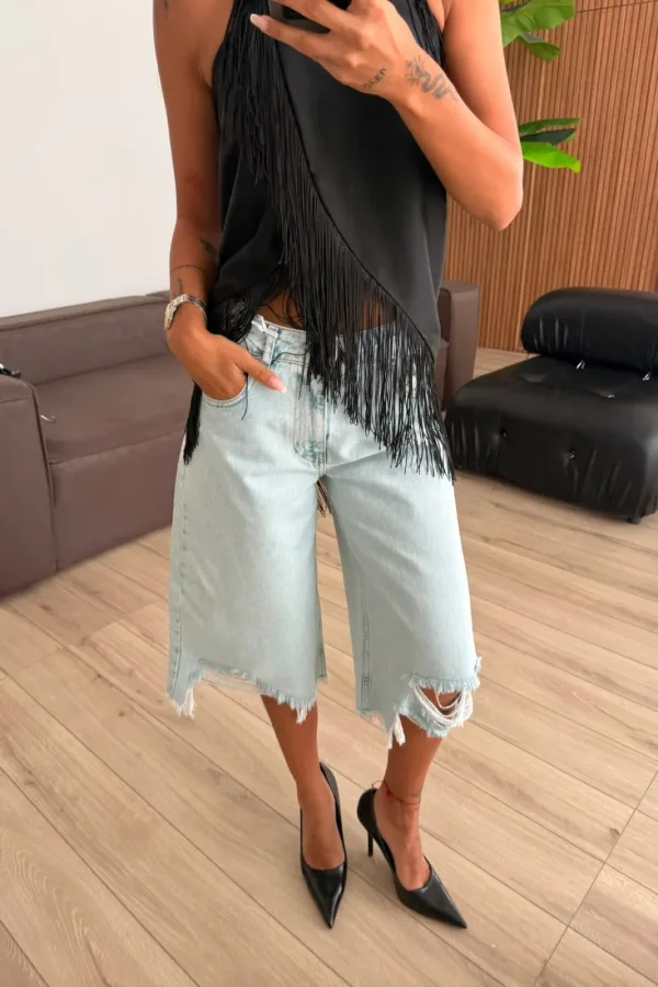 Paçası Yırtık Bermuda Kot Şort Buz Mavi