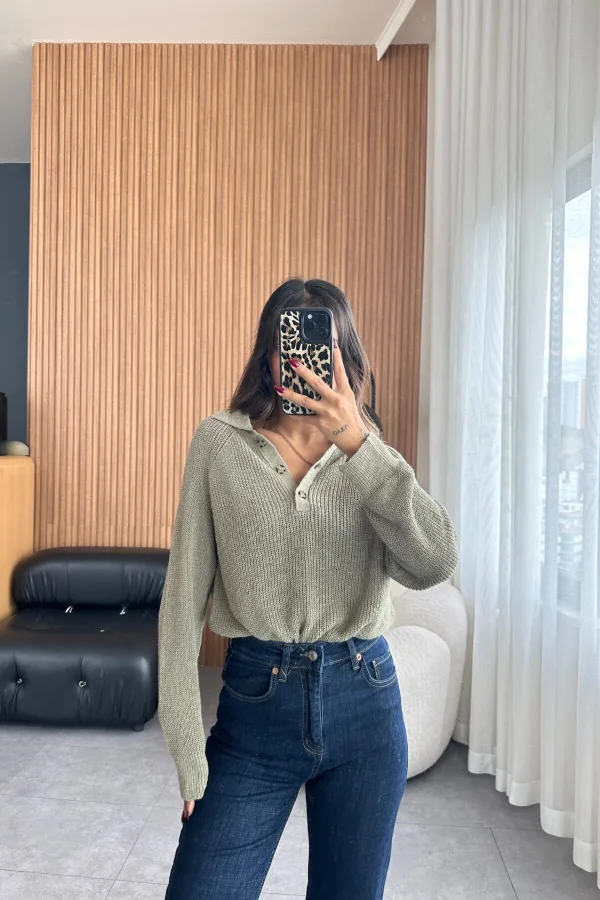 Polo Yaka Düğmeli Soft Haki Triko